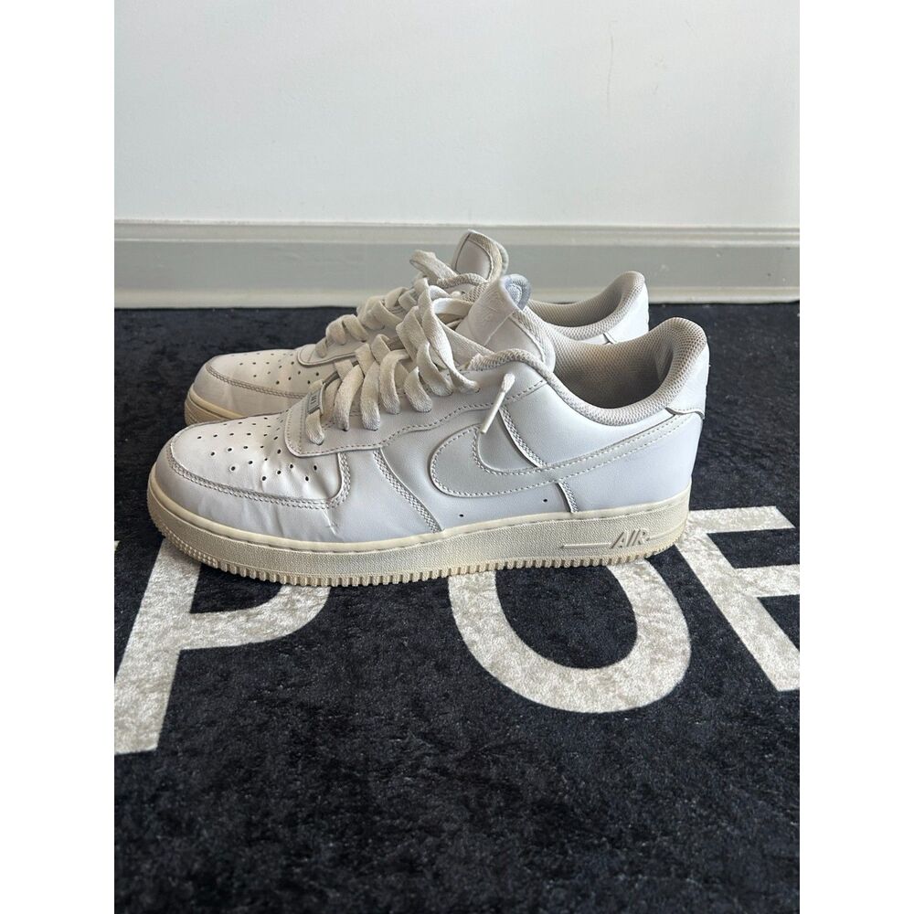 Nike Air Force 1 Low '07 Classic Triple White Leather Sneakers Size 10.5